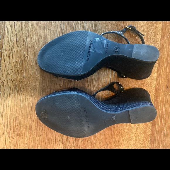 Burberry Studded Check Wedge - Picture 6 of 6